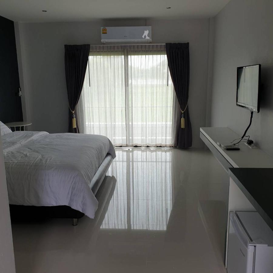 Hotel De Vine House Roi Et Esterno foto