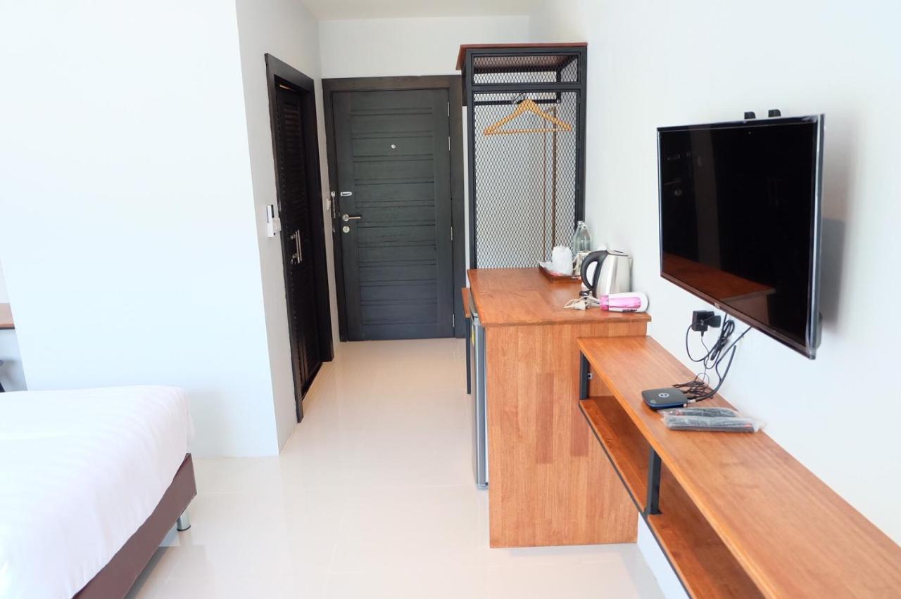 Hotel De Vine House Roi Et Esterno foto